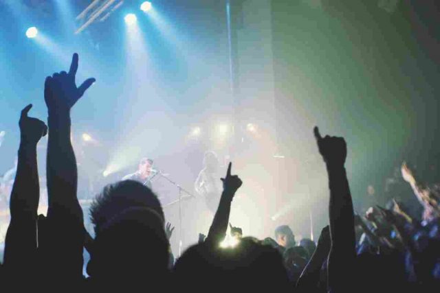 http://drums71.ru/wp-content/uploads/2017/05/about_us_01-640x427.jpg